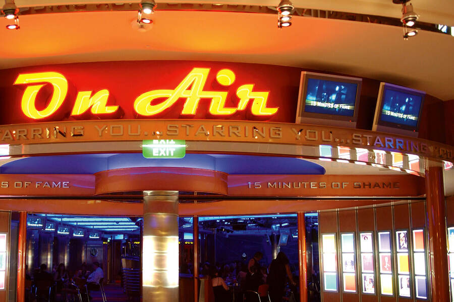 Royal Caribbean Independance of the seas Interior new on air club.jpg